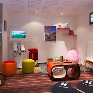 4* فندق نوفوتيل سيتي