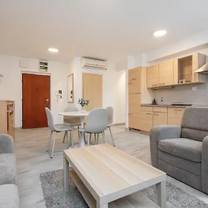  Apartamento D16 - Gozsdu Garden - Location By Bqa